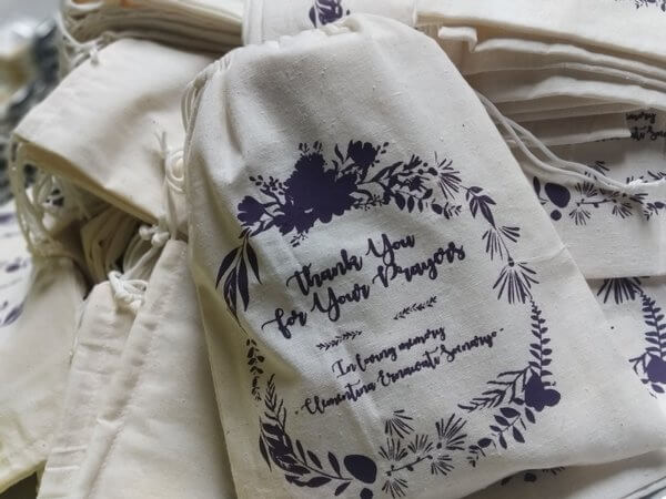 Custom Pouch Branding Perusahaan untuk Hampers Lebaran Custom pouch branding perusahaan untuk hampers Lebaran