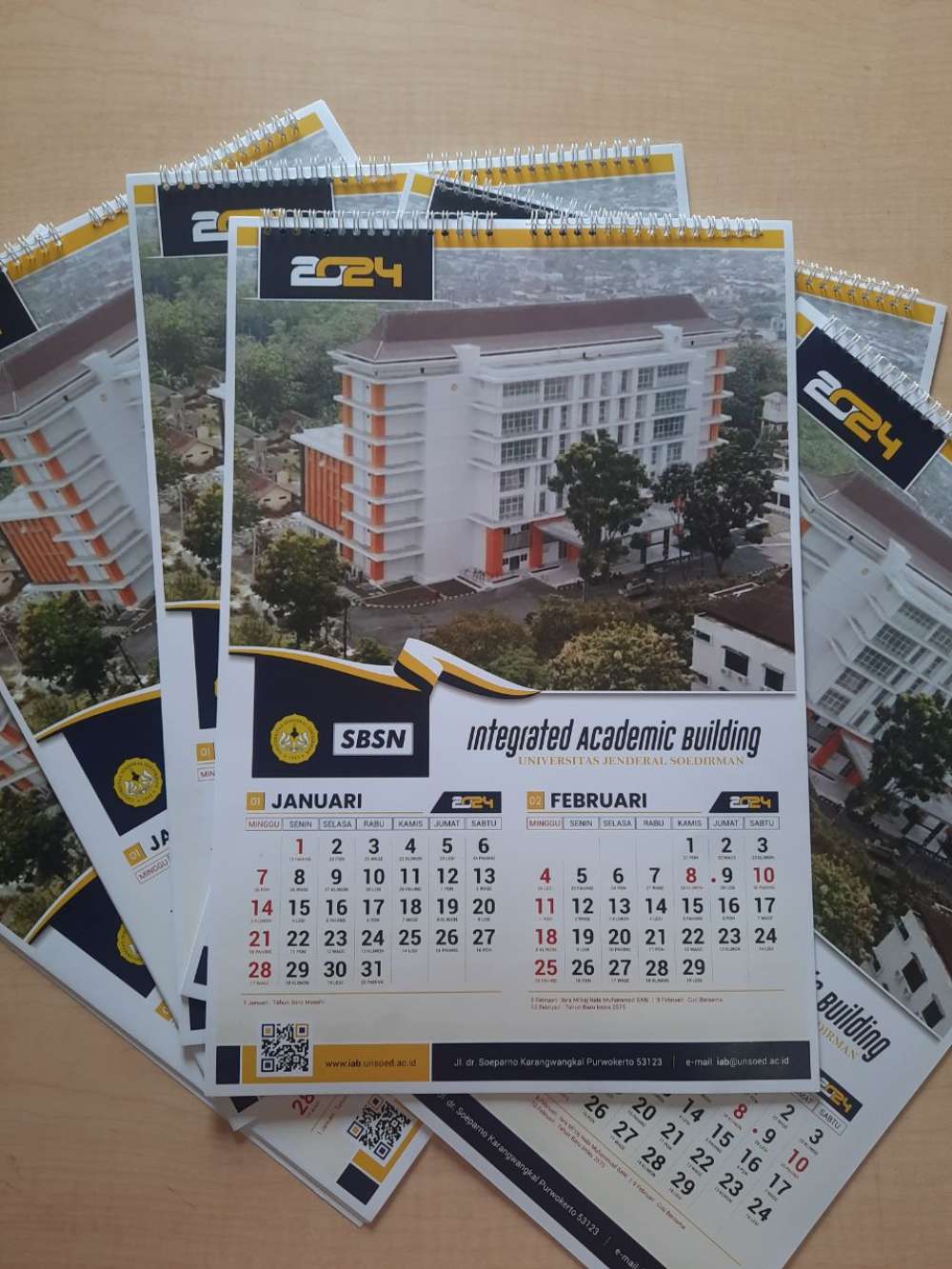 Cetak Kalender Dinding Jogjakarta 2026